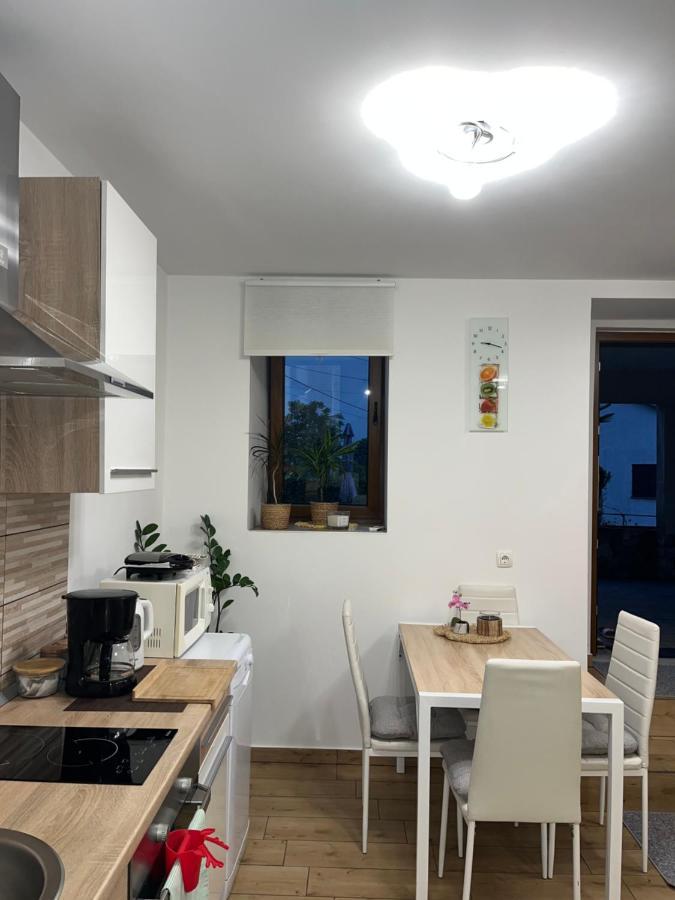 Lovre Apartment Viskovo Екстериор снимка